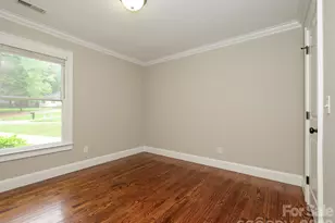 6060 Acadian Woods Dr, Charlotte, NC 28227 - Photo 8