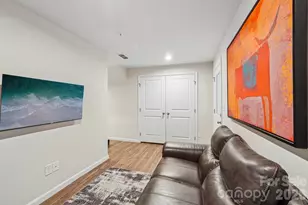 5024 Winding Jordan Ln, Charlotte, NC 28269 - Photo 6