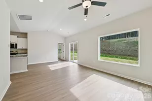 3421 Yorkshire Dr, Gastonia, NC 28052 - Photo 6