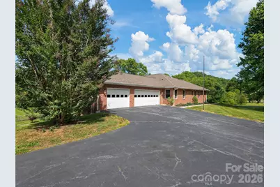 39 Beaumont Drive, Hendersonville, NC 28739 - Photo 26