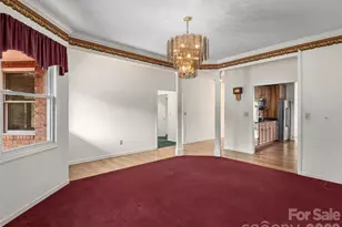 39 Beaumont Dr, Hendersonville, NC 28739 - Photo 6