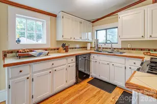 52 Gracelyn Rd, Asheville, NC 28804 - Photo 10