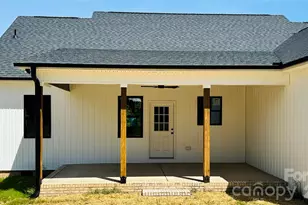 417 E 2nd St, Faith, NC 29041 - Photo 4