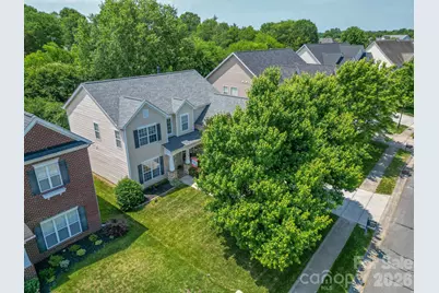 10507 Bere Island Drive, Charlotte, NC 28278 - Photo 2