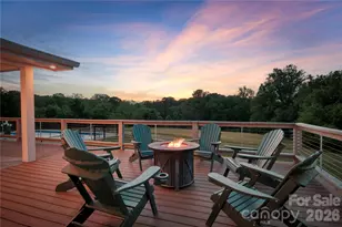 134 W Oakview Rd, Asheville, NC 28806 - Photo 2
