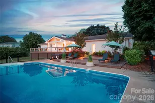 134 W Oakview Rd, Asheville, NC 28806 - Photo 1