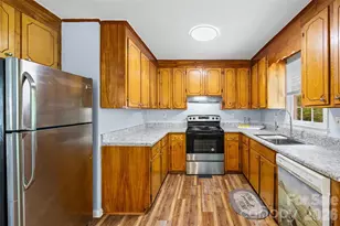 1421 Flint Hill St, Rock Hill, SC 29730 - Photo 10