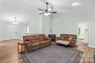 711 Spring Pointe Dr, Stony Point, NC 28678 - Photo 6