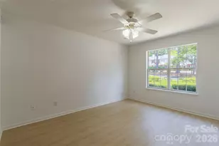 5840 Prescott Ct, Charlotte, NC 28269 - Photo 12
