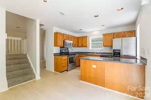 5840 Prescott Ct, Charlotte, NC 28269 - Photo 6