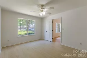 5840 Prescott Ct, Charlotte, NC 28269 - Photo 14