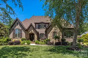 8100 Skye Lochs Dr, Waxhaw, NC 28173 - Photo 2