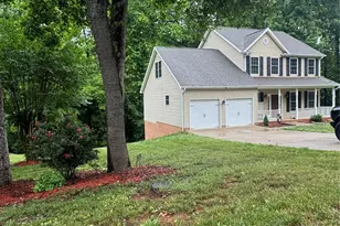 190 Meadow Glen Dr, Troutman, NC 28166 - Photo 2