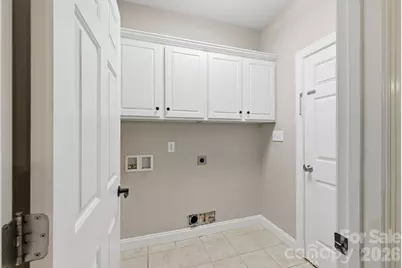 190 Meadow Glen Drive, Troutman, NC 28166 - Photo 14