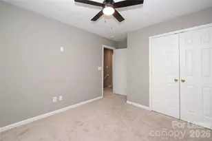 8306 Hornwood Ct, Charlotte, NC 28215 - Photo 28