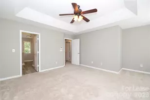 8306 Hornwood Ct, Charlotte, NC 28215 - Photo 20