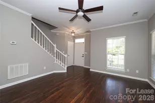 8306 Hornwood Ct, Charlotte, NC 28215 - Photo 4