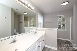 8306 Hornwood Ct, Charlotte, NC 28215 - Photo 22