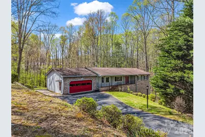 525 Maren Court, Hendersonville, NC 28739 - Photo 1