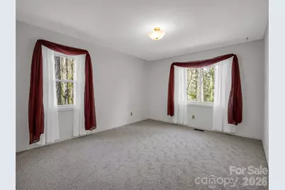 525 Maren Court, Hendersonville, NC 28739 - Photo 20