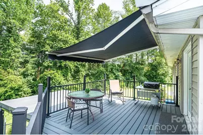 2651 31st Street Court NE, Hickory, NC 28601 - Photo 8