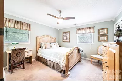 2651 31st Street Court NE, Hickory, NC 28601 - Photo 20