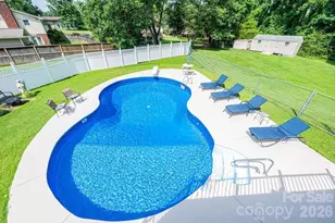 2651 31st St Ct NE, Hickory, NC 28601 - Photo 4