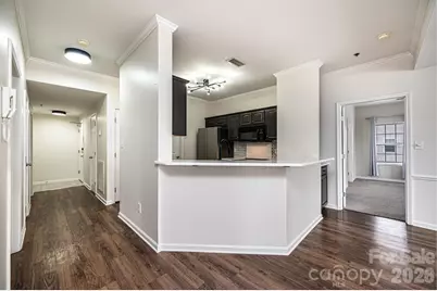 1410 4th Street Drive NW #201, Hickory, NC 28601 - Photo 8