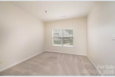 1410 4th Street Drive NW #201, Hickory, NC 28601 - Photo 32