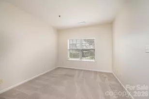 1410 4th St Dr NW, Hickory, NC 28601 - Photo 32