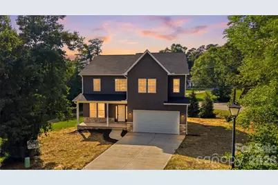 1147 10th Street Lane NW, Hickory, NC 28601 - Photo 1