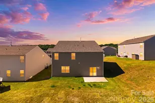 3976 Ashton Dr NW, Conover, NC 28613 - Photo 2