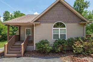 64 Springside Rd, Asheville, NC 28803 - Photo 2