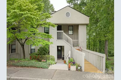 1305 Abbey Circle, Asheville, NC 28805 - Photo 1