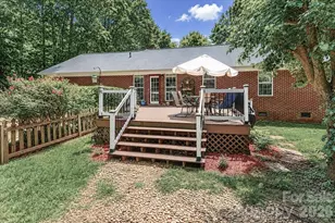 6803 Lowesville Ln, Stanley, NC 28164 - Photo 30