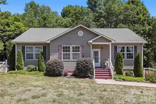 412 Lewis Rd, Rutherfordton, NC 28139 - Photo 2