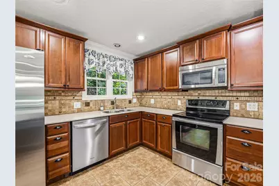 2388 Hebron Road, Hendersonville, NC 28739 - Photo 16
