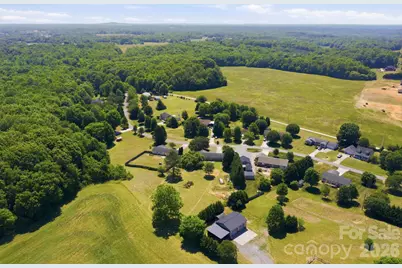 129 Salem Meadow Drive, Statesville, NC 28625 - Photo 6