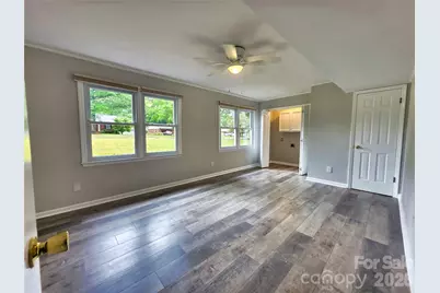 158 W Meadowview Drive, Statesville, NC 28625 - Photo 26