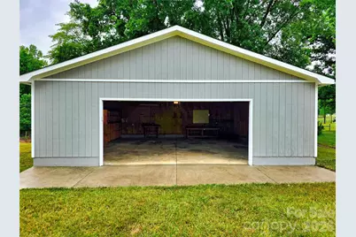158 W Meadowview Drive, Statesville, NC 28625 - Photo 6