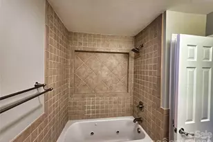 158 W Meadowview Dr, Statesville, NC 28625 - Photo 16