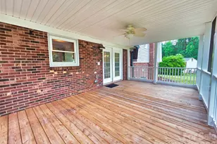 158 W Meadowview Dr, Statesville, NC 28625 - Photo 10