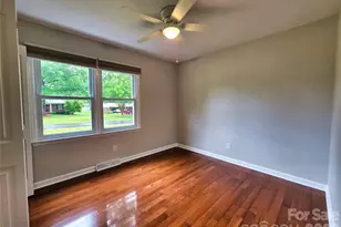 158 W Meadowview Dr, Statesville, NC 28625 - Photo 20