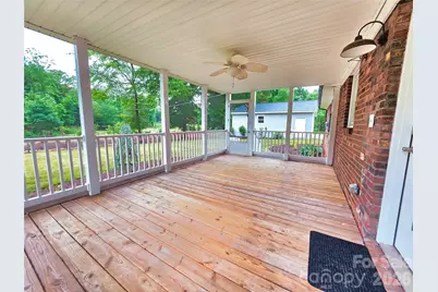 158 W Meadowview Drive, Statesville, NC 28625 - Photo 10