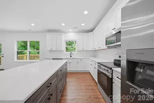 414 Scarlett Oak Ct NE, Lenoir, NC 28645 - Photo 12
