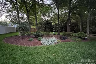 11831 Parks Farm Ln, Charlotte, NC 28277 - Photo 2