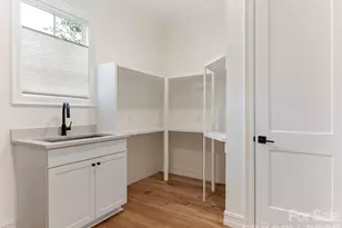 2928 Hanson Dr, Charlotte, NC 28207 - Photo 16