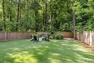 2928 Hanson Dr, Charlotte, NC 28207 - Photo 30