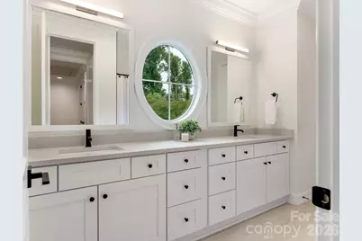 2928 Hanson Drive, Charlotte, NC 28207 - Photo 26