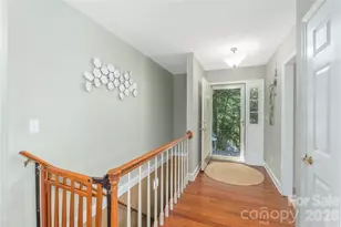 446 Deerhaven Ln, Hendersonville, NC 28791 - Photo 2